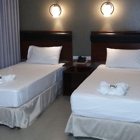 Win Hotel & Casino Talisay  Exteriér fotografie